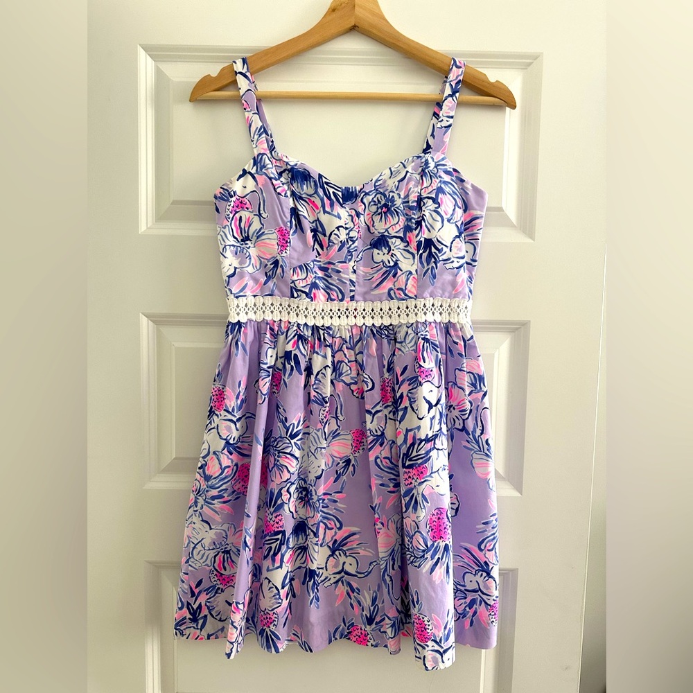Lily Pulitzer, excellent condition dress! Size 2!